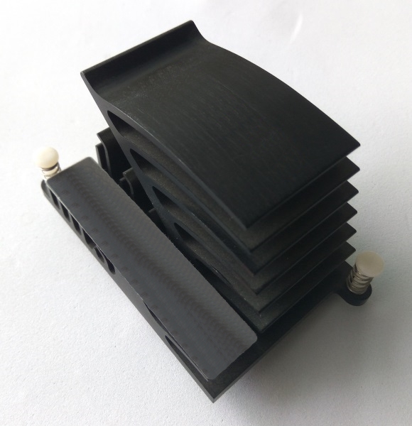 主機板散熱片-R3013A01 - 擠型類散熱產品 散熱產品